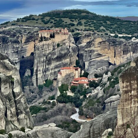 Trizonia island tour